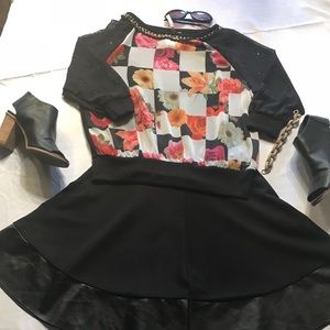 Beautiful sheer 3/4 sleeve Mauve Brand shirt💜💜💜